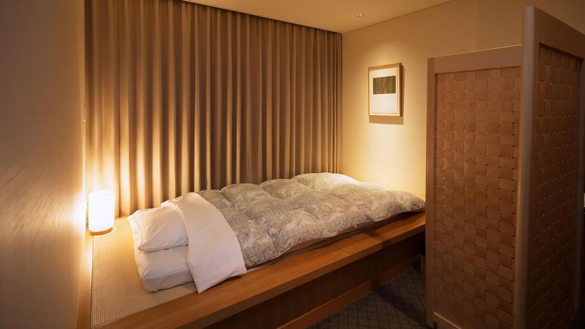 Marunouchi Hotel Tokyo 5*,  Japan