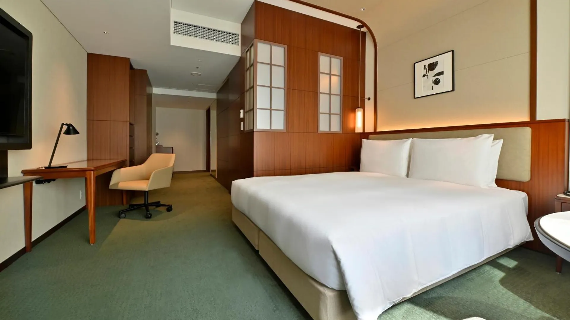 Marunouchi Hotel Tokyo 5*,